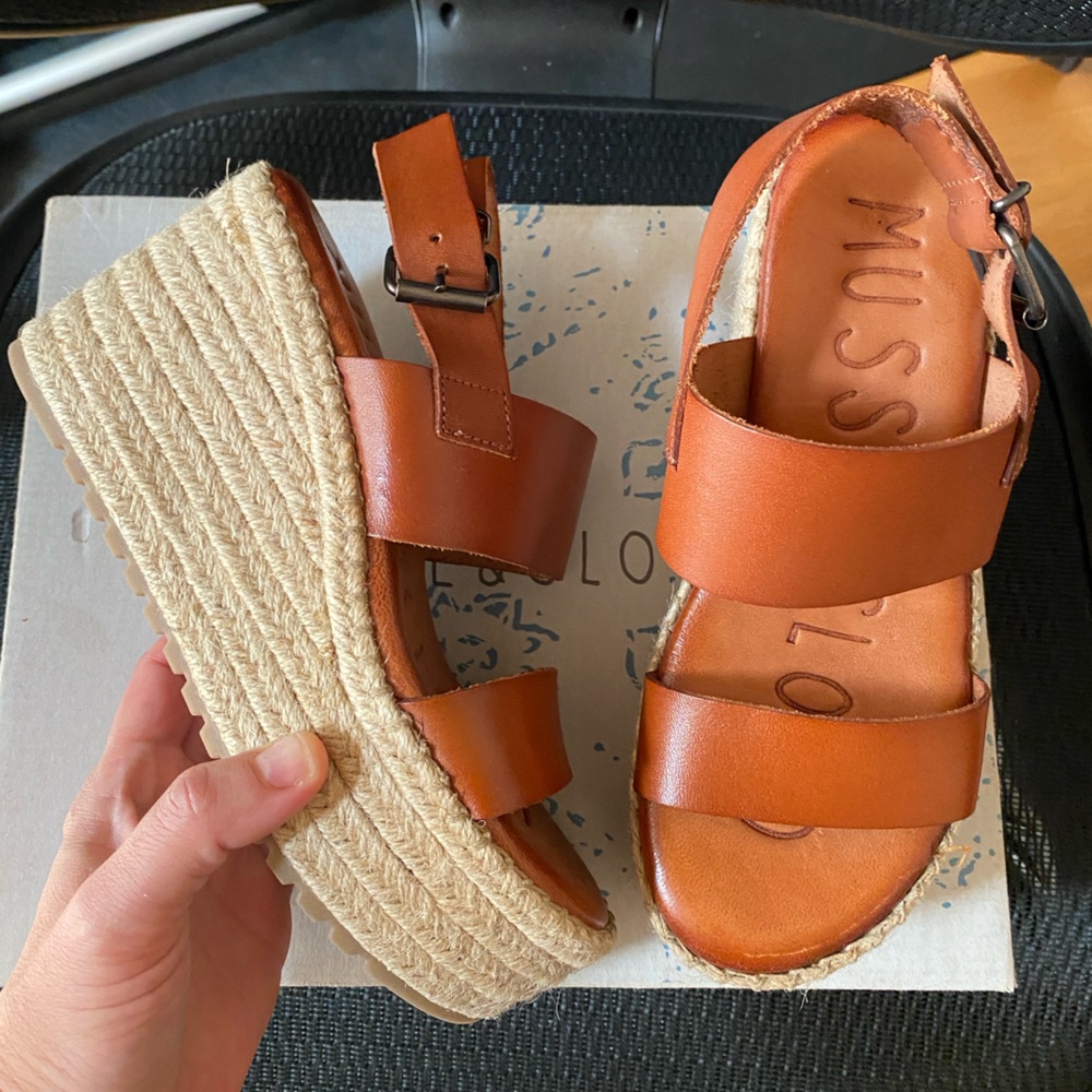 MUSSE & CLOUD Leather Espadrille Platform Sandals - Picture 5 of 10